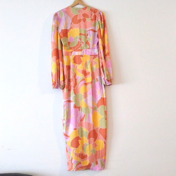 $91 Runway The Label Floral Dress Satin Mindy Rapture Dress - Picture 5 of 5